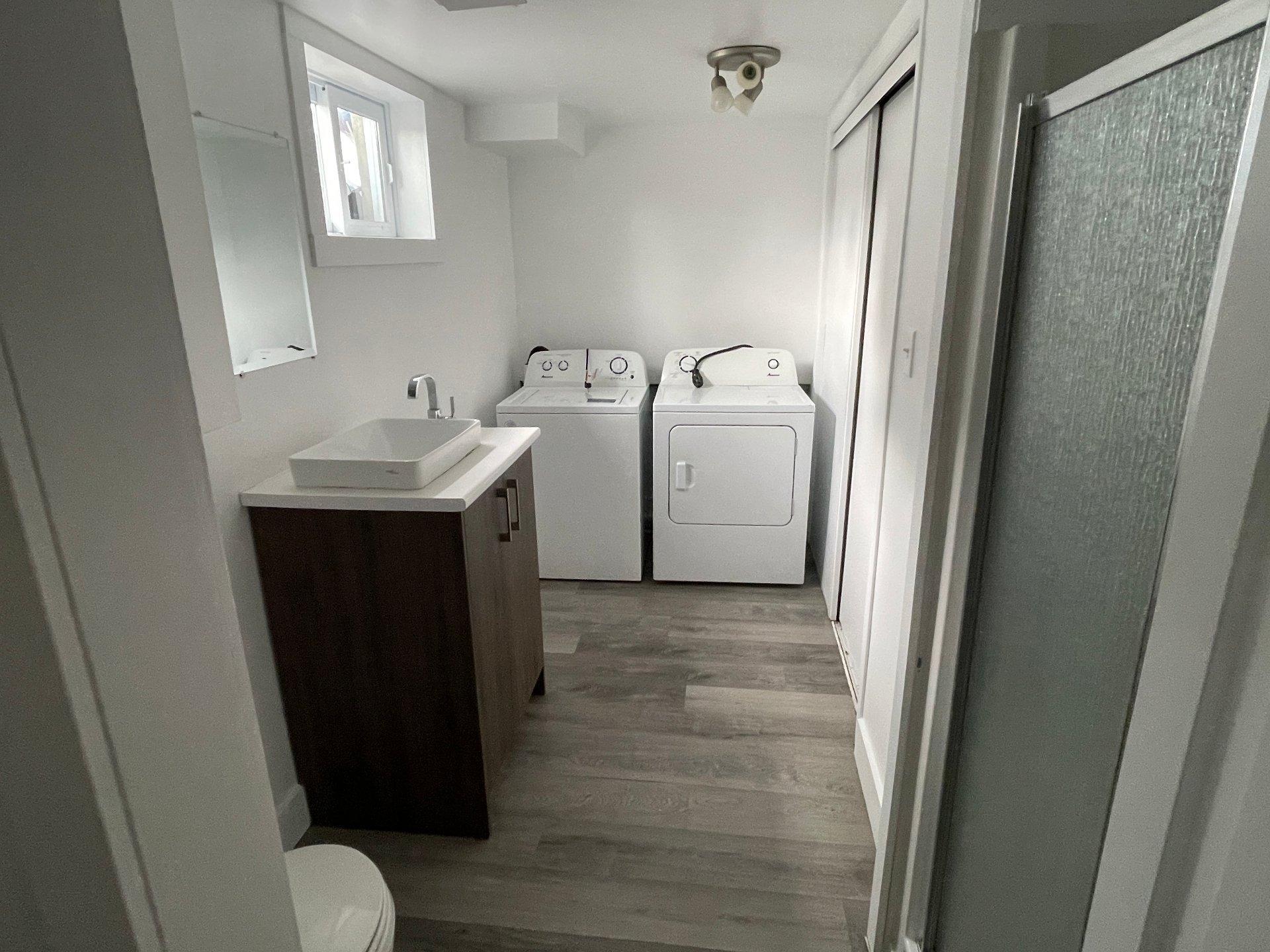 









338


Rue James-Martin

,
Gatineau (Buckingham),




QC
J8L3B4

