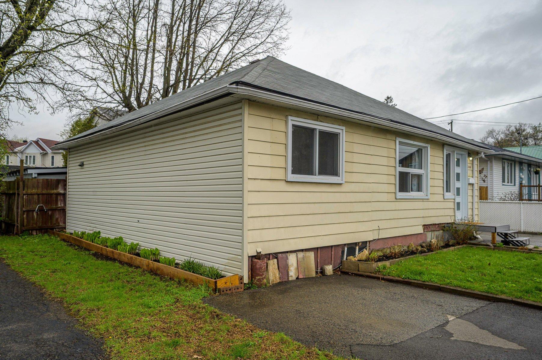 









6586


17e Avenue

,
Laval (Laval-Ouest),




QC
H7R3C7

