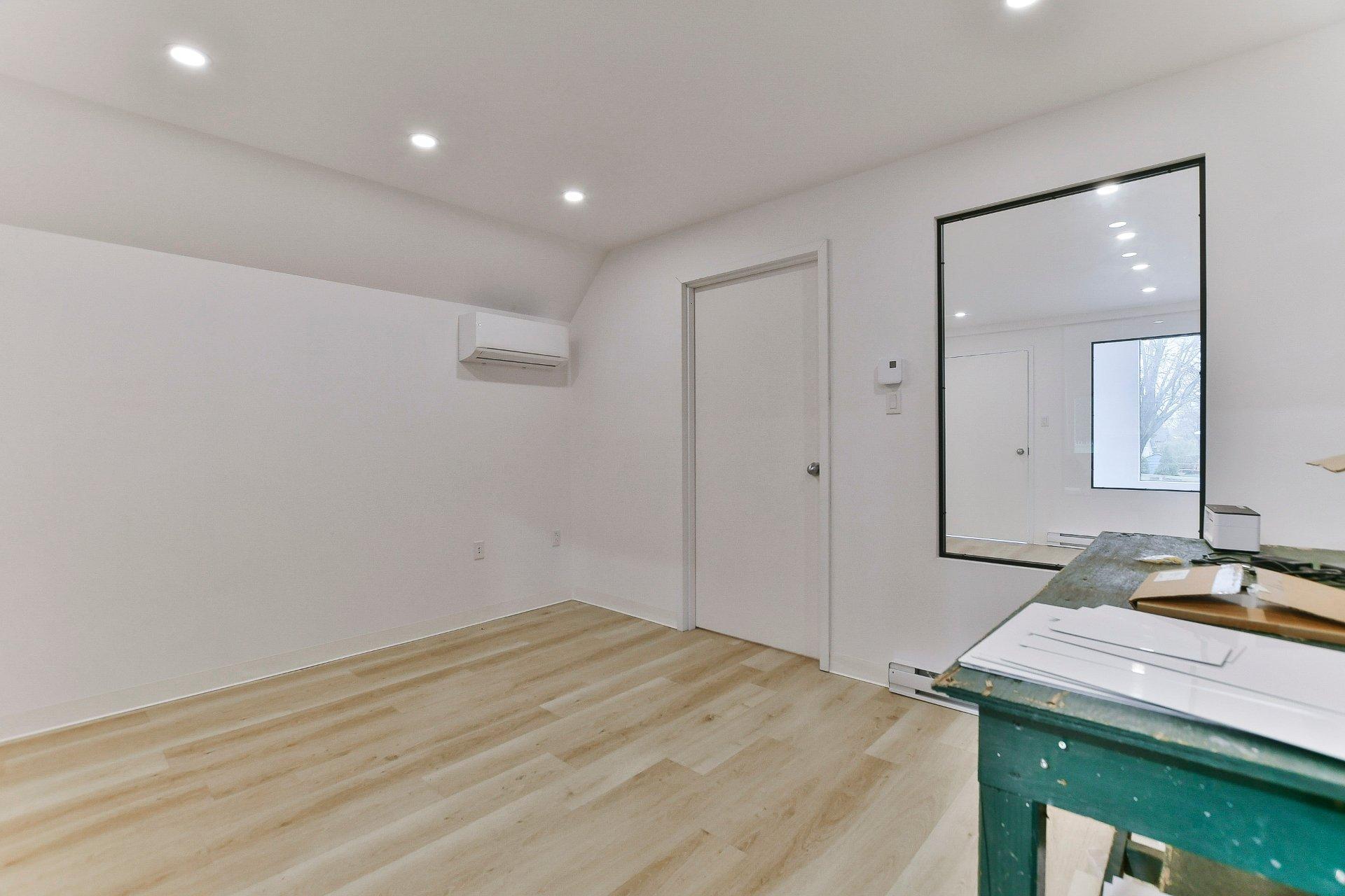 









100


Rue Thibodeau

,
L'Assomption,




QC
J5W4V3

