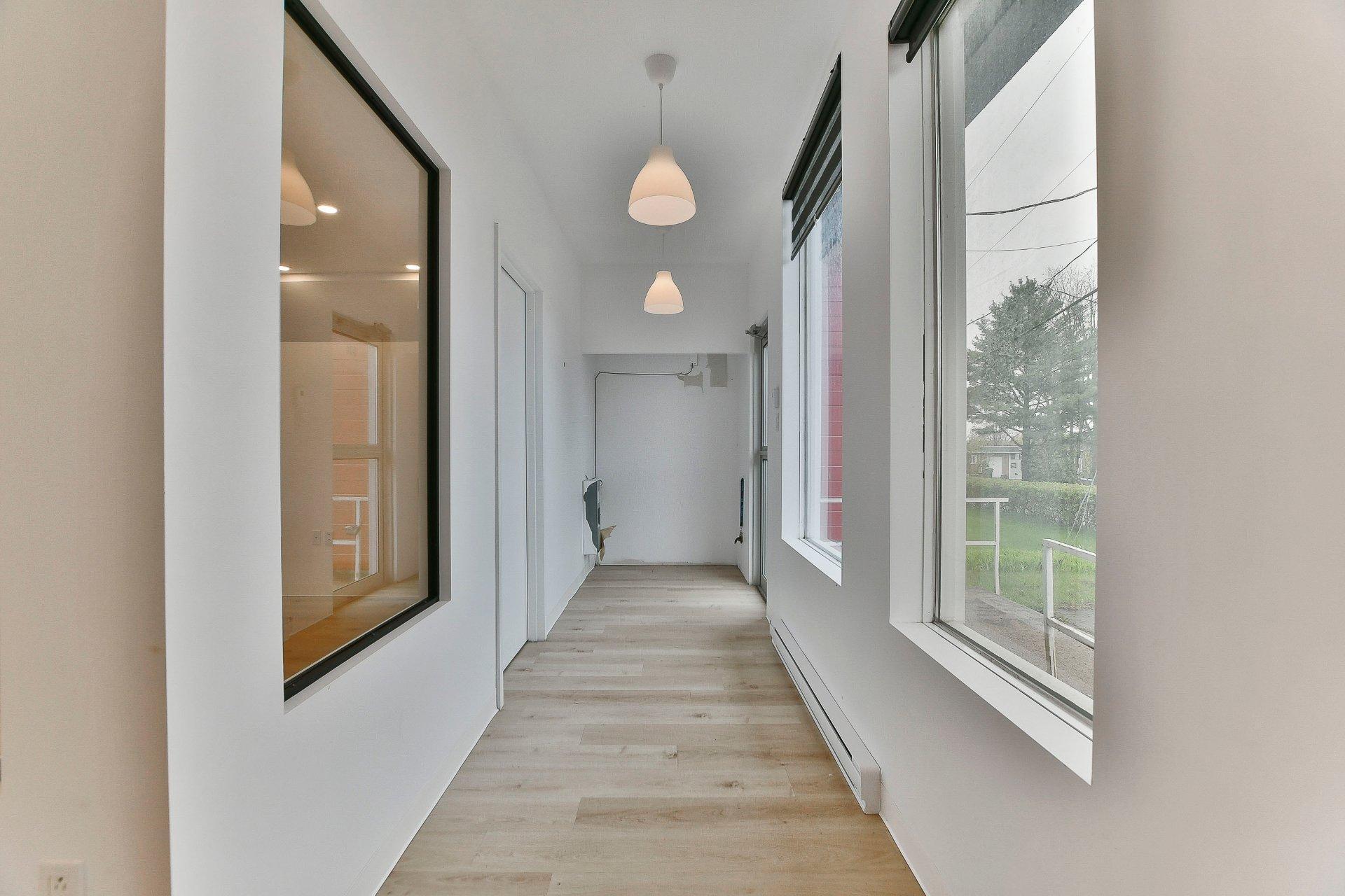 









100


Rue Thibodeau

,
L'Assomption,




QC
J5W4V3


