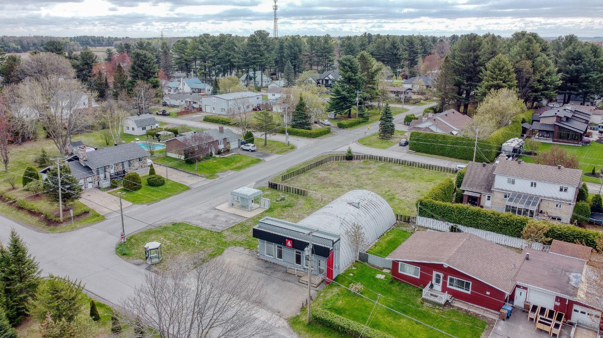 









100


Rue Thibodeau

,
L'Assomption,




QC
J5W4V3

