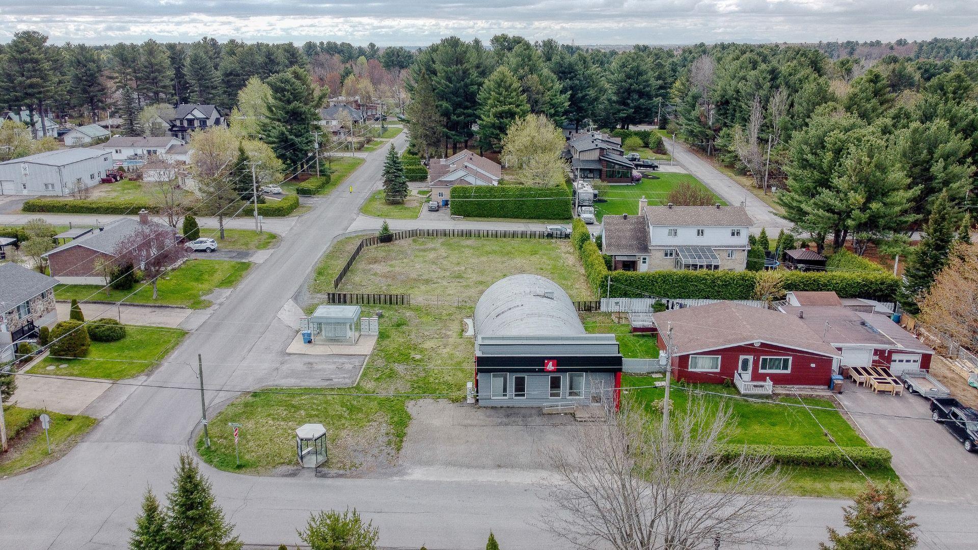 









100


Rue Thibodeau

,
L'Assomption,




QC
J5W4V3

