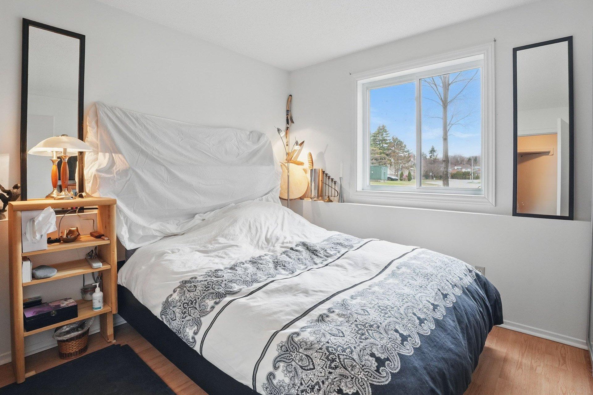 









5


Imp. de la Roseraie

, 1,
Gatineau (Hull),




QC
J9A2S1

