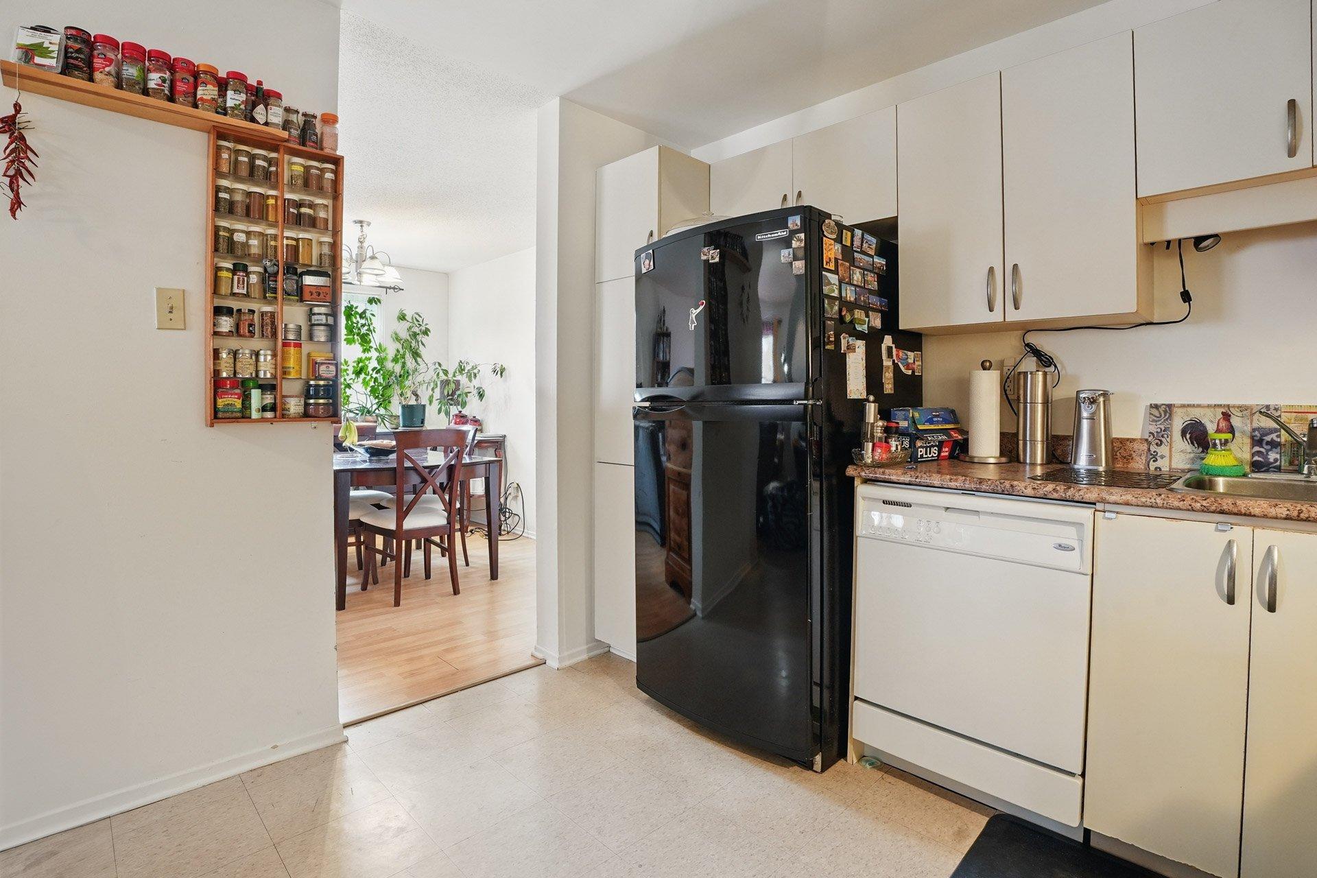 









5


Imp. de la Roseraie

, 1,
Gatineau (Hull),




QC
J9A2S1


