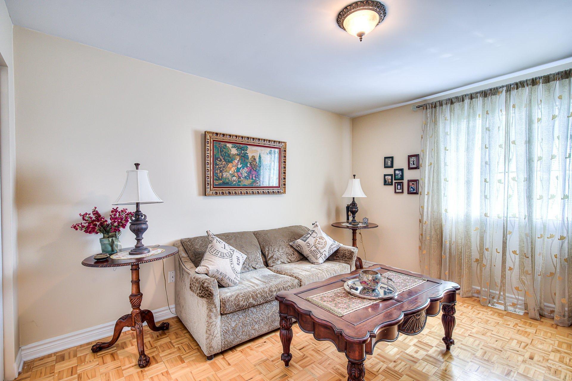 









265


Rue Maupassant

,
Dollard-des-Ormeaux,




QC
H9G3B6

