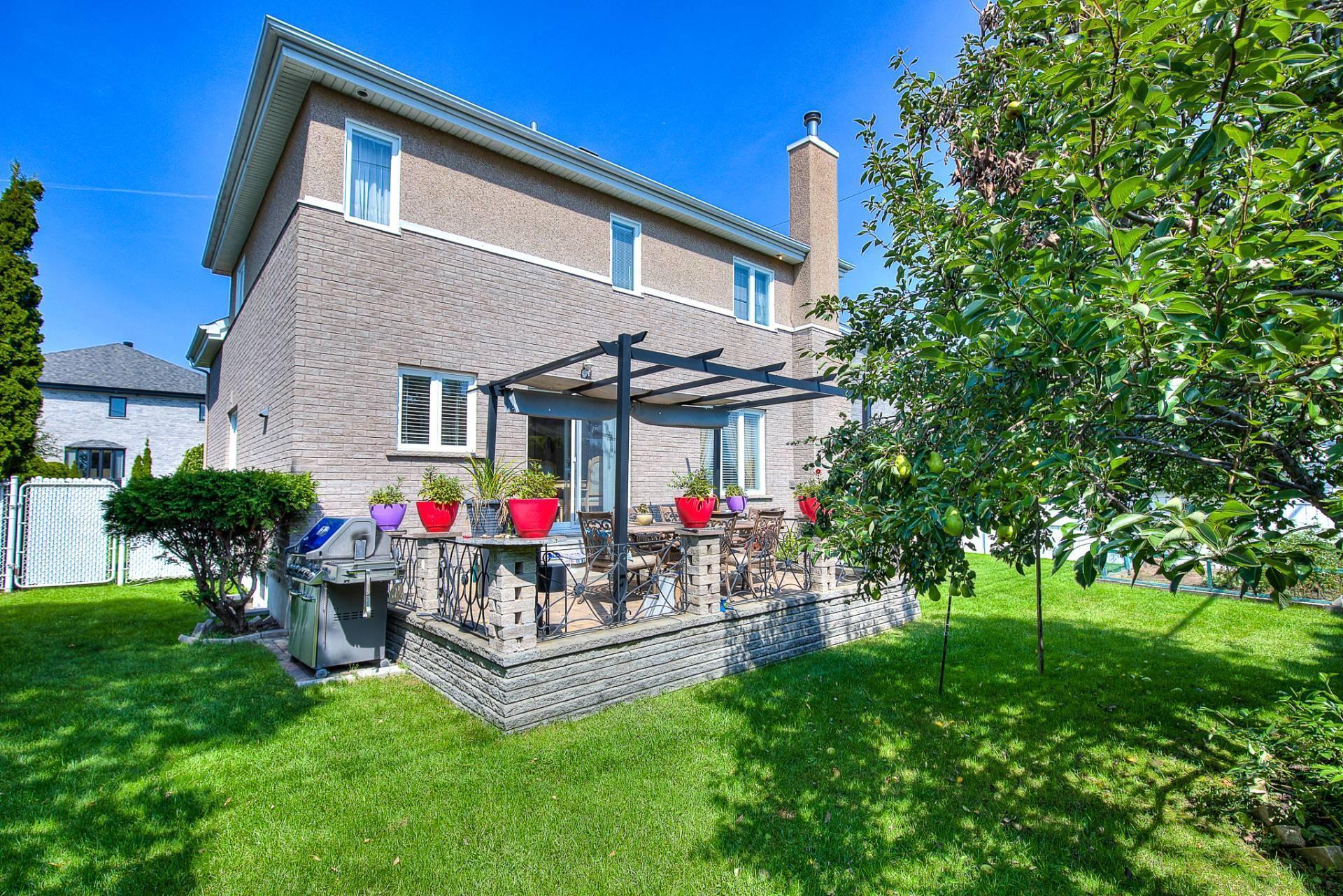 









265


Rue Maupassant

,
Dollard-des-Ormeaux,




QC
H9G3B6

