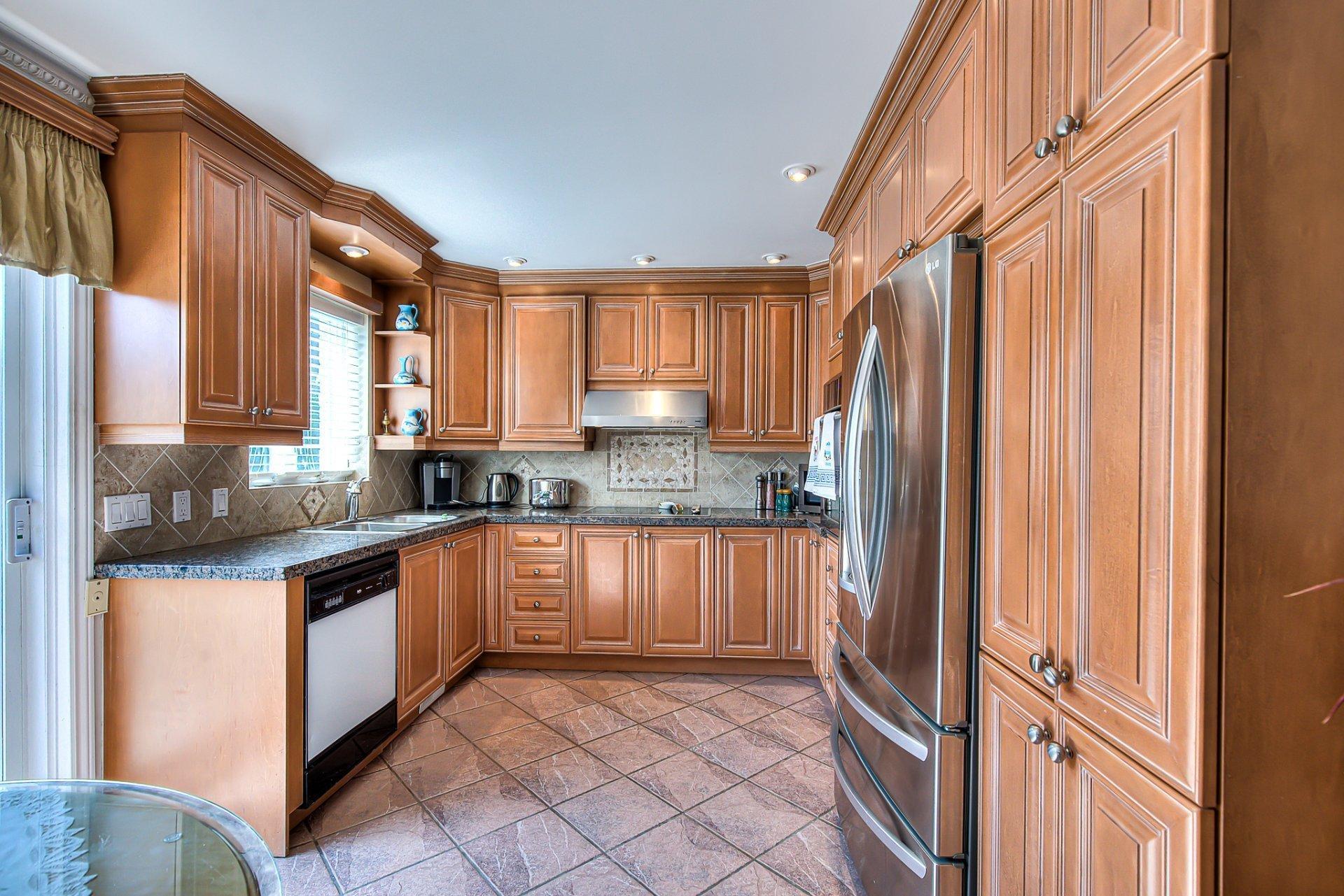 









265


Rue Maupassant

,
Dollard-des-Ormeaux,




QC
H9G3B6

