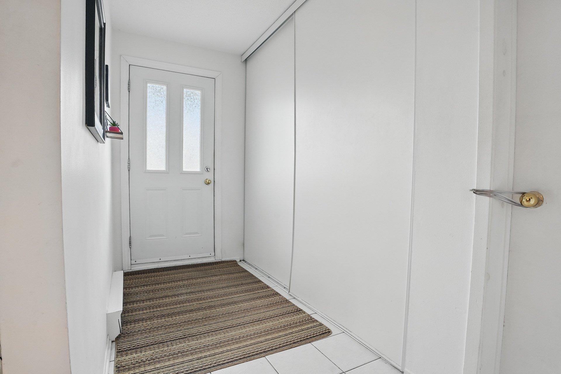 









115


Av. des Jonquilles

, 16,
Gatineau (Hull),




QC
J9A2K4

