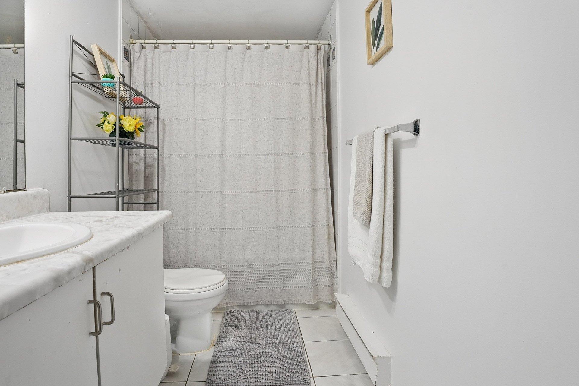 









115


Av. des Jonquilles

, 16,
Gatineau (Hull),




QC
J9A2K4

