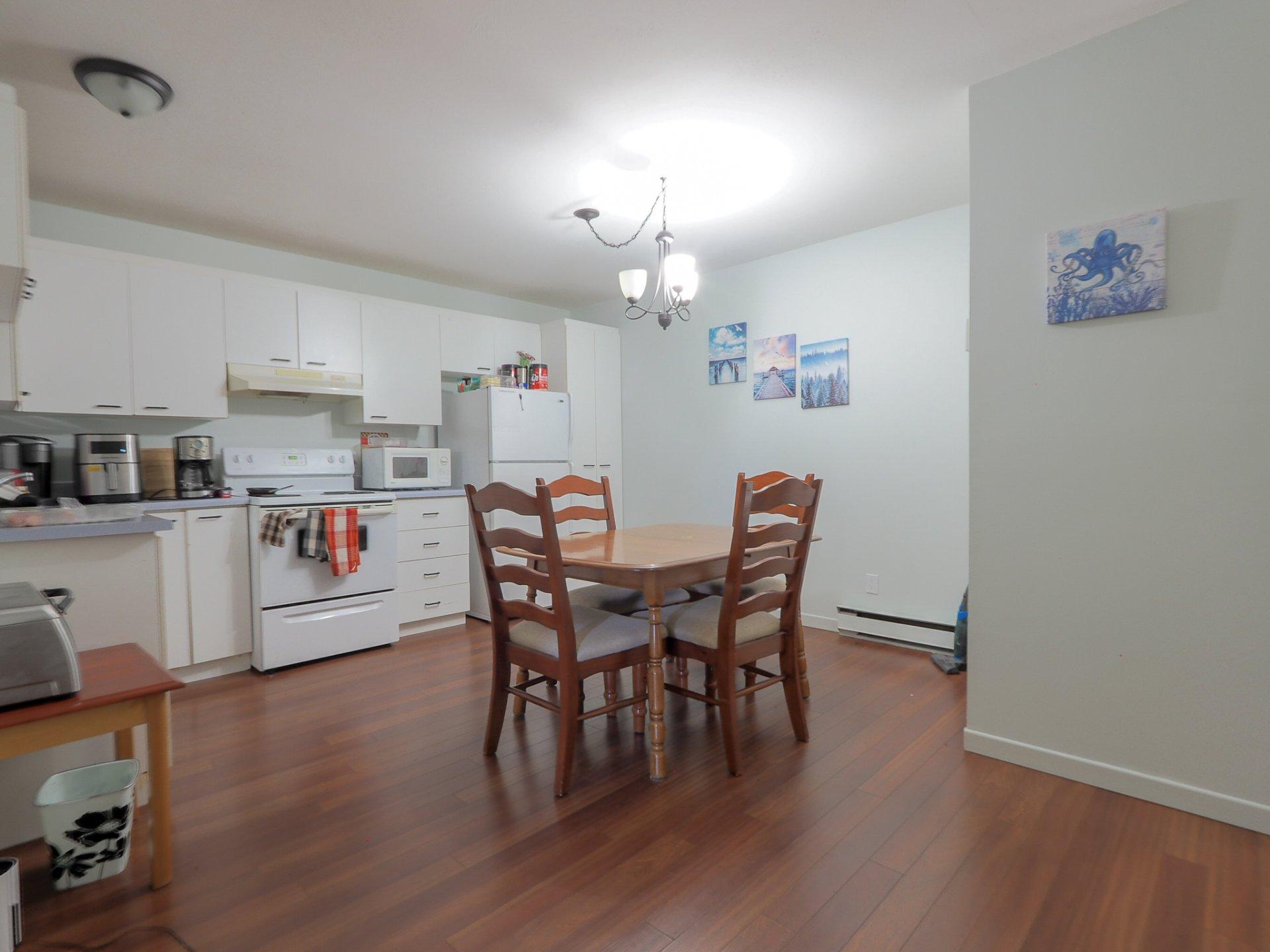 









1410

 - 1414


8e Rue

,
Trois-Rivières,




QC
G8Y2Y8

