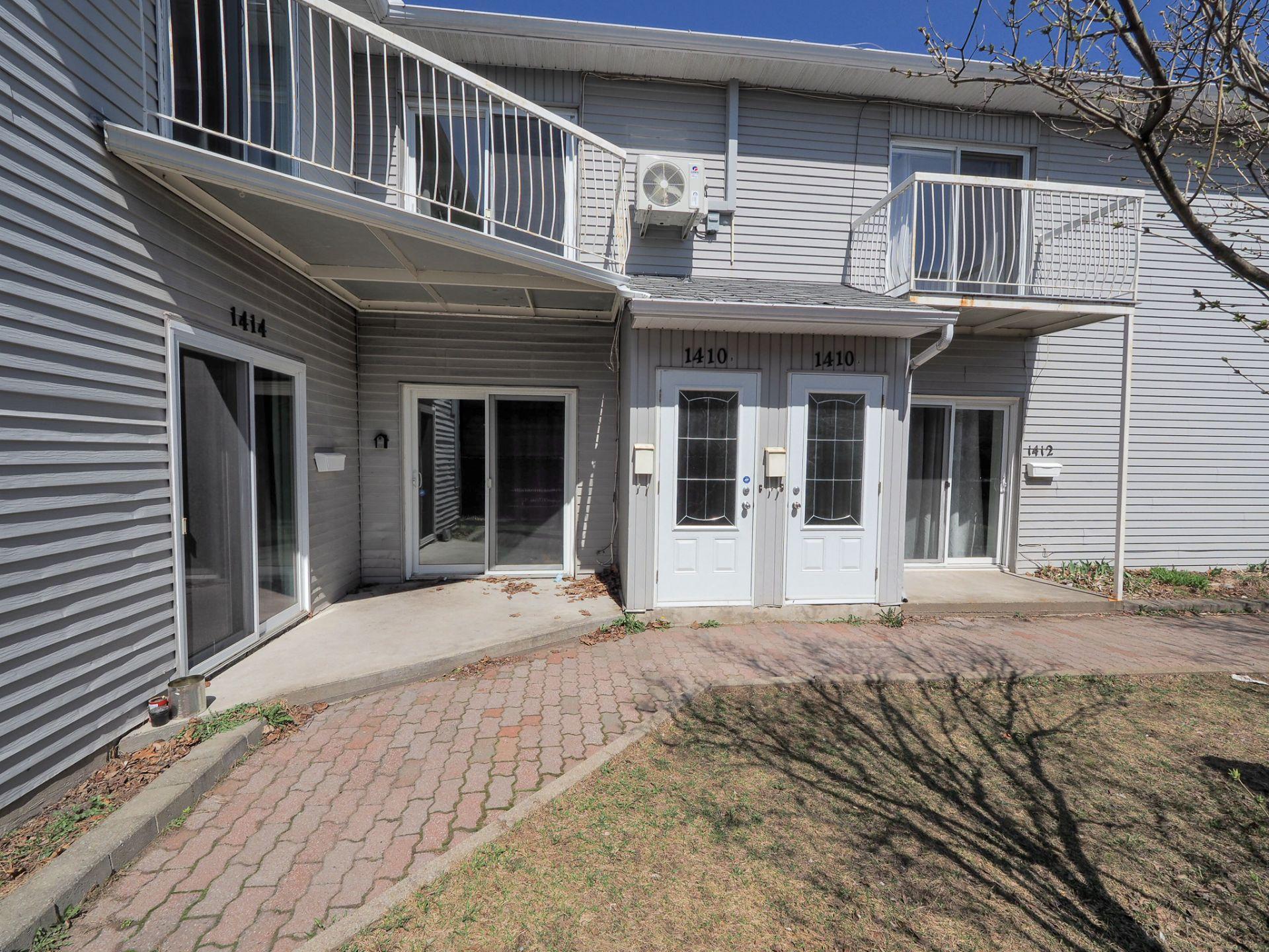 









1410

 - 1414


8e Rue

,
Trois-Rivières,




QC
G8Y2Y8

