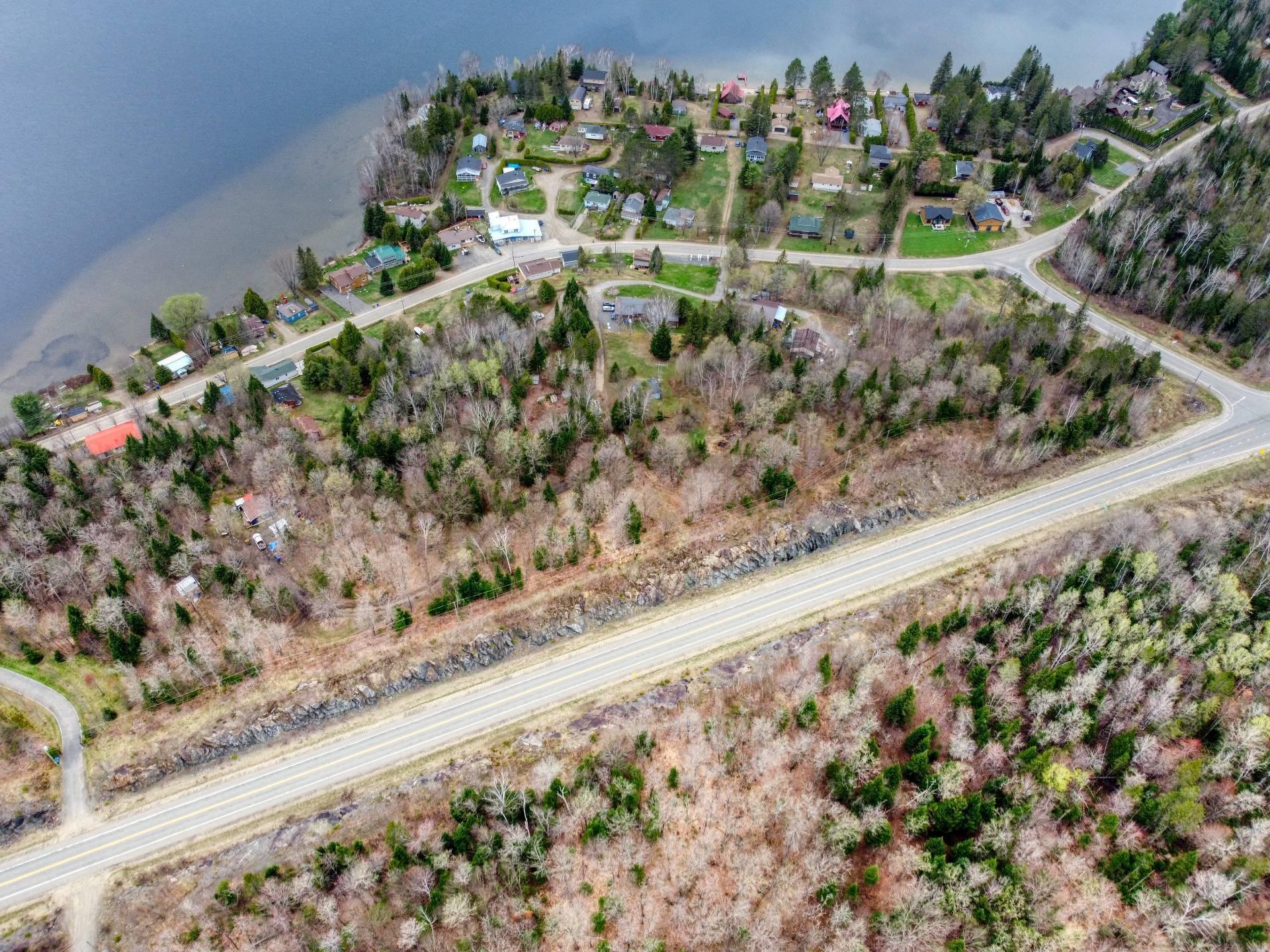 









6


Imp. des Pionniers

,
Lac-des-Plages,




QC
J0T1K0

