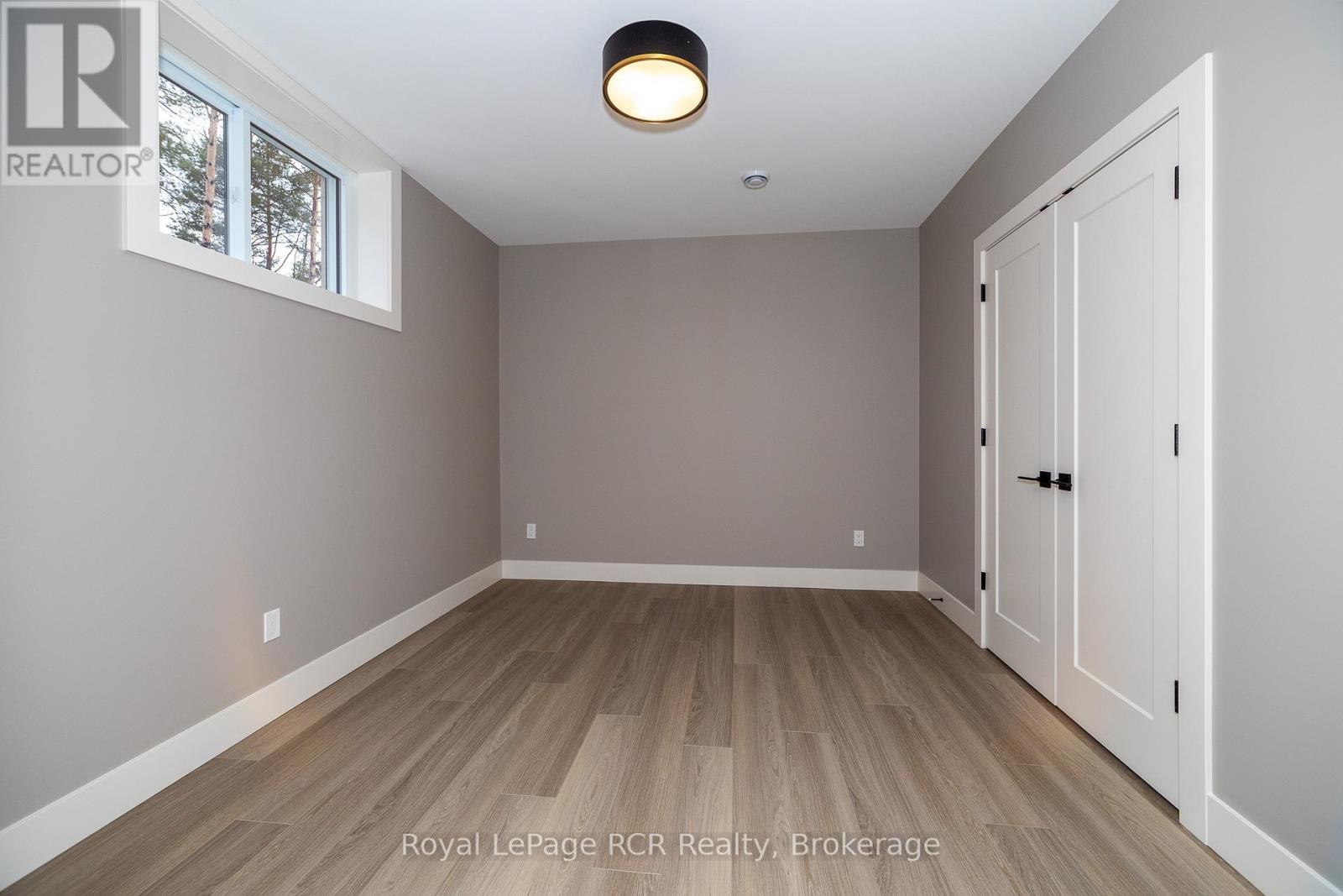 












195 BOYD LAKE ROAD

,
West Grey,




Ontario
N0G1S0

