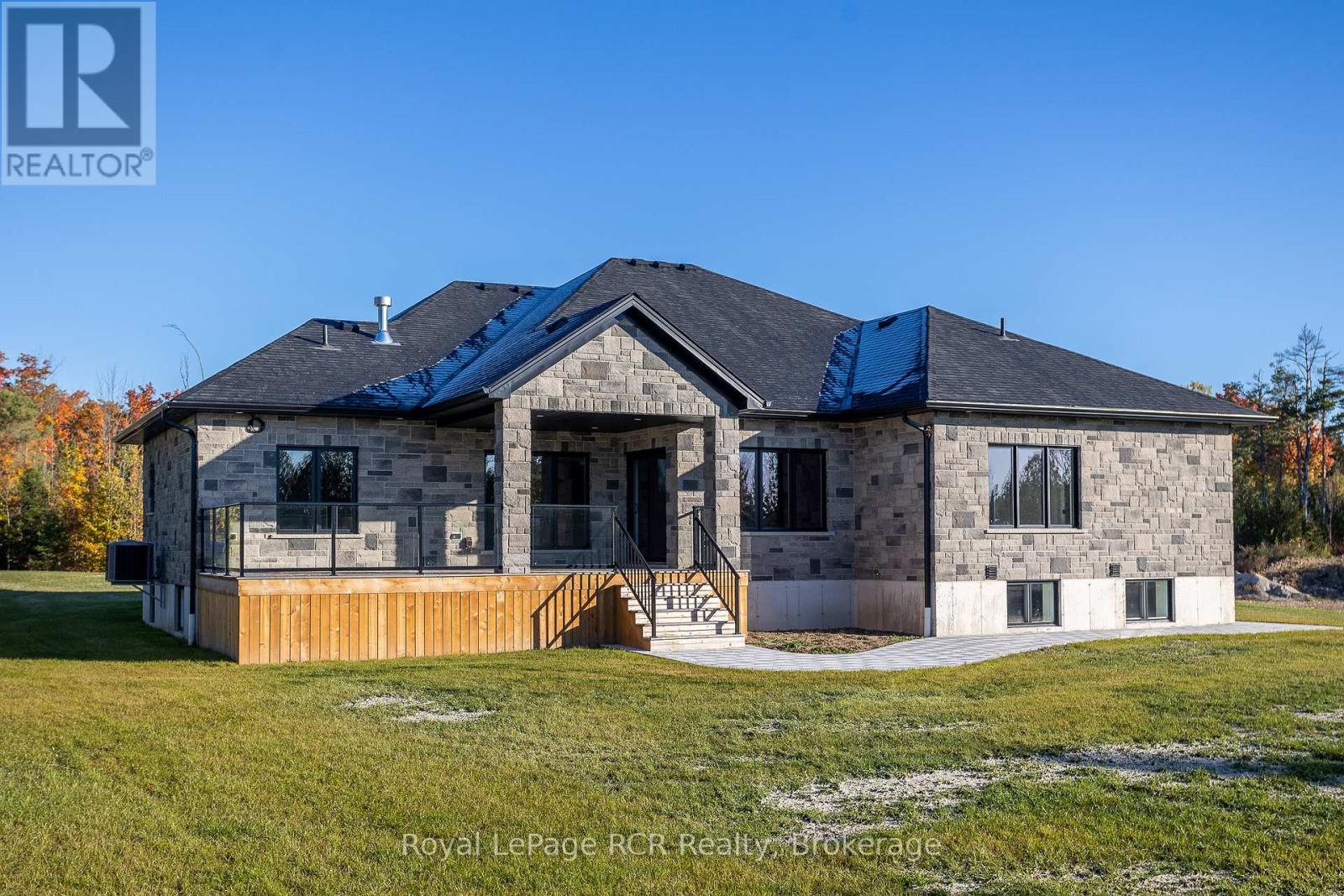 












195 BOYD LAKE ROAD

,
West Grey,




Ontario
N0G1S0

