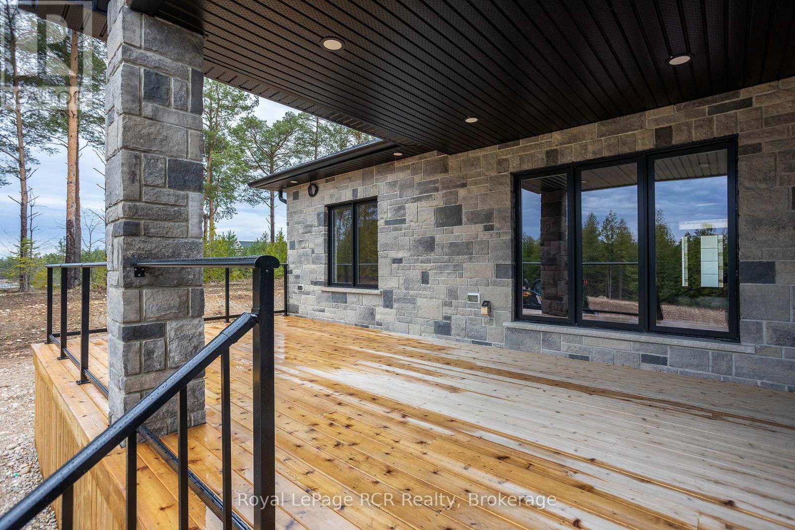 












195 BOYD LAKE ROAD

,
West Grey,




Ontario
N0G1S0

