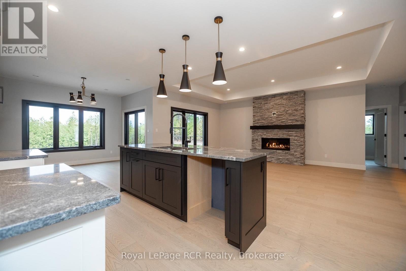 












195 BOYD LAKE ROAD

,
West Grey,




Ontario
N0G1S0

