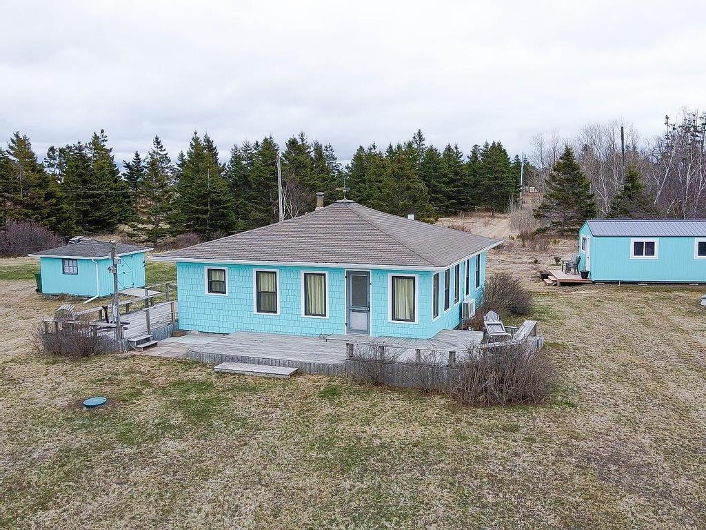 












3 Oswald Road

,
Borden-Carleton,







PE
C0B 1X0

