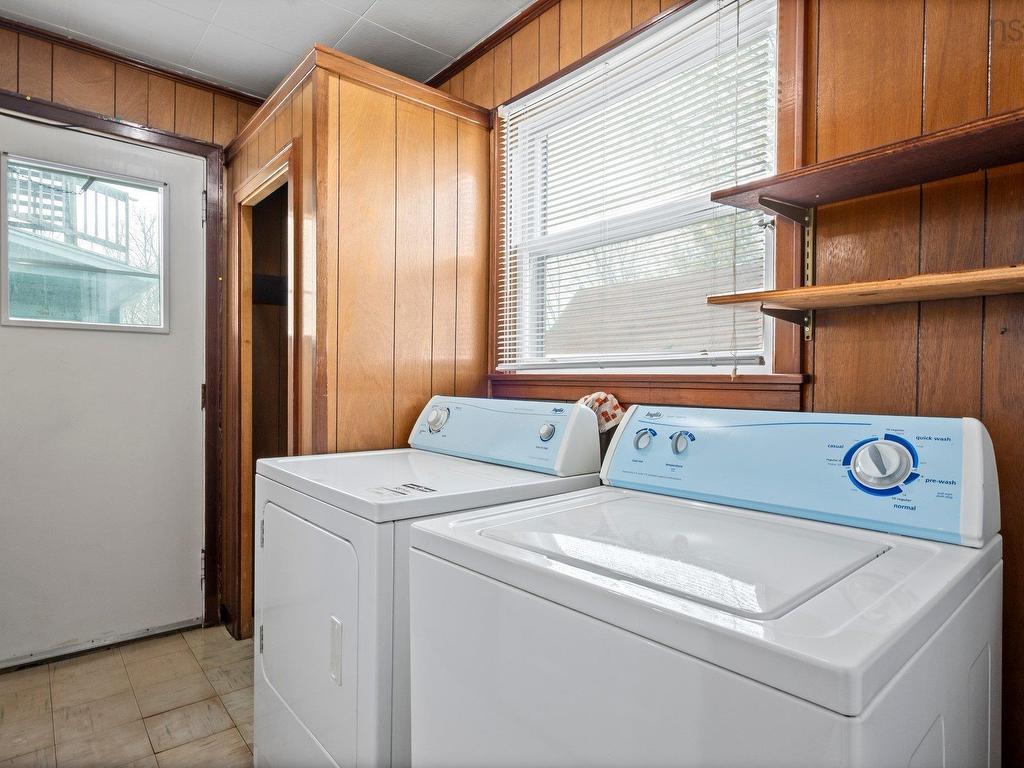 












132 & 142 Gray Street

,
Windsor,




NS
B0N 2T0

