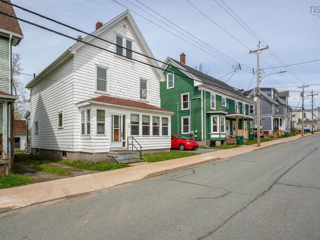 












132 & 142 Gray Street

,
Windsor,




NS
B0N 2T0

