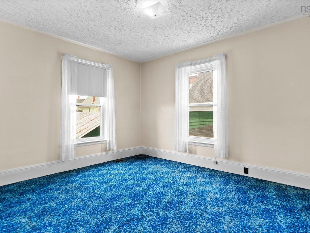 












132 & 142 Gray Street

,
Windsor,




NS
B0N 2T0

