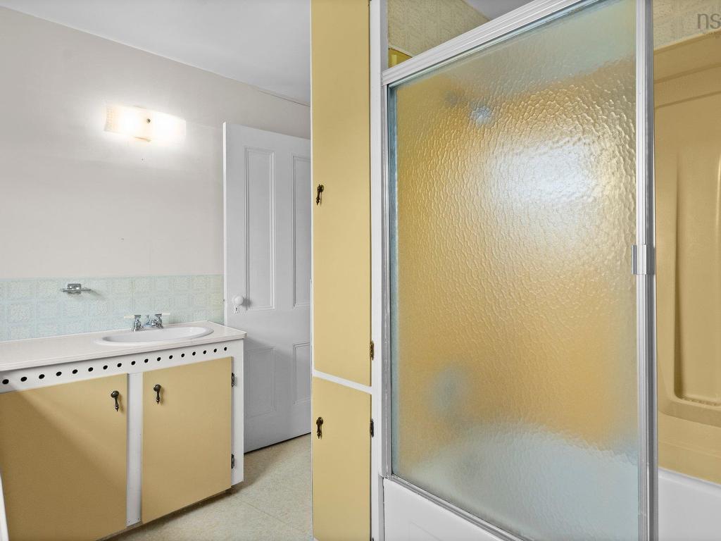 












132 & 142 Gray Street

,
Windsor,




NS
B0N 2T0


