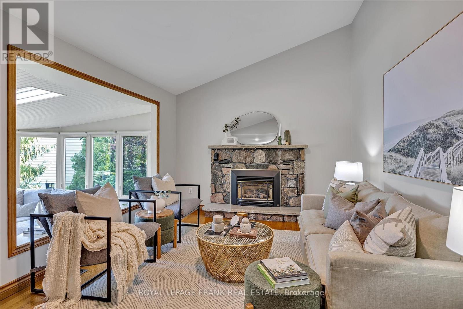 












490 MCCONNELL DRIVE

,
Selwyn,




Ontario
K9J0C5

