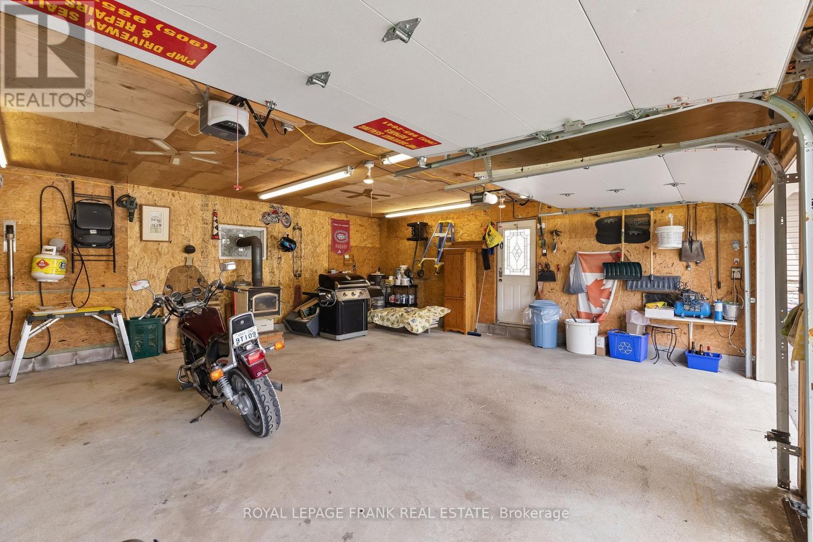 












30 DRUAN DRIVE

,
Kawartha Lakes (Mariposa),




Ontario
L9L1B6

