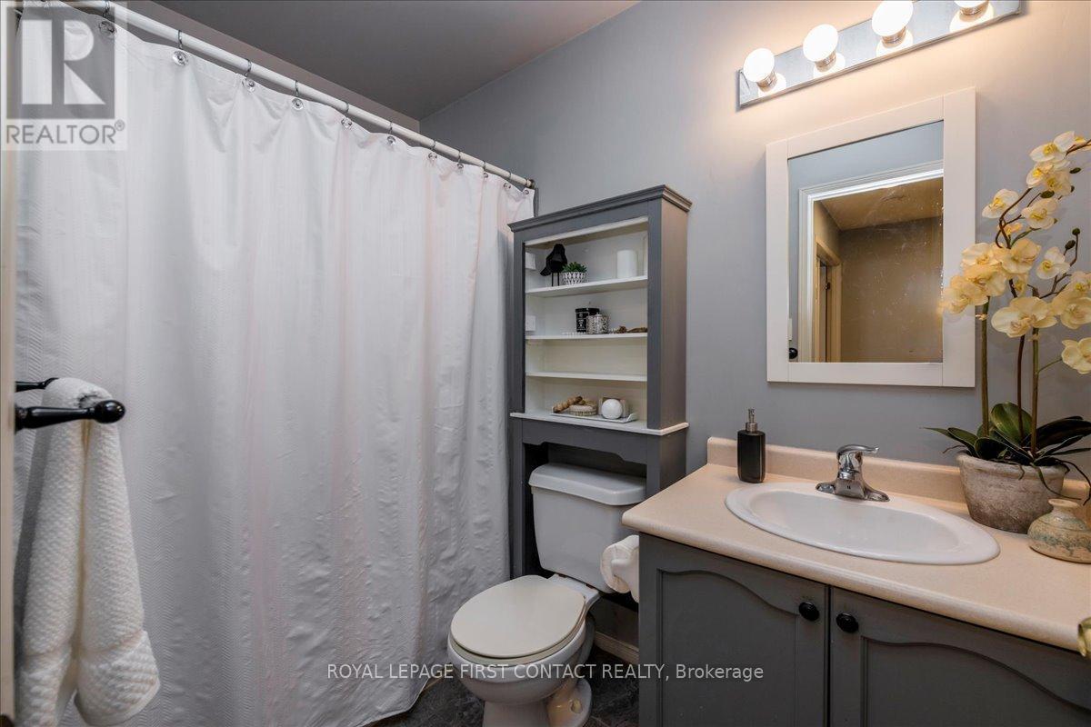 












171 SOUTHWINDS CRESCENT

,
Midland,




Ontario
L4R0A2

