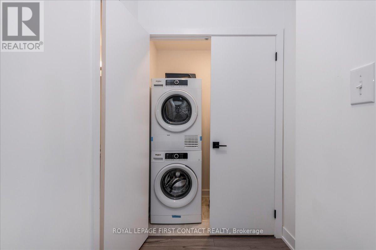 












207 - 8 CULINARY LANE

,
Barrie,




Ontario
L9J0T2

