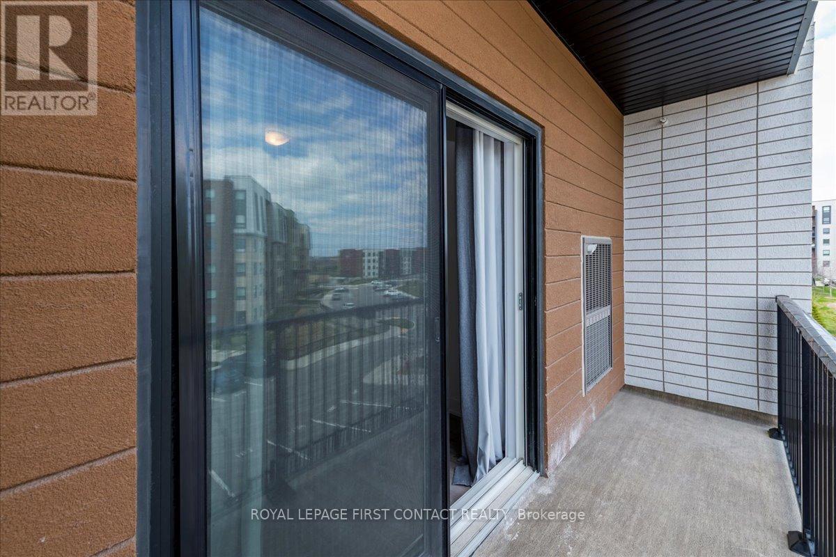 












207 - 8 CULINARY LANE

,
Barrie,




Ontario
L9J0T2

