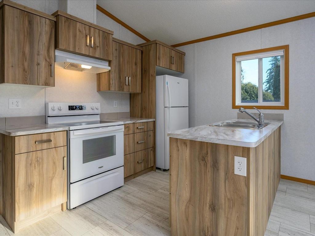 









6820


Parklands

Pl, 21,
Lantzville,




BC
V0R 2H0

