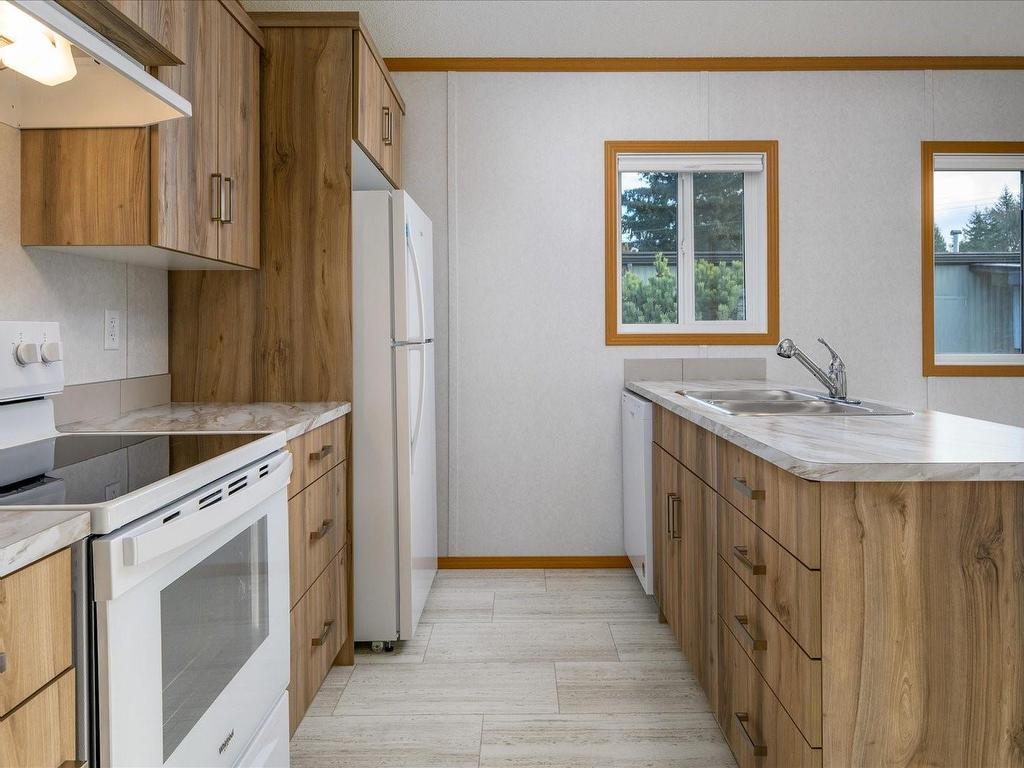 









6820


Parklands

Pl, 21,
Lantzville,




BC
V0R 2H0

