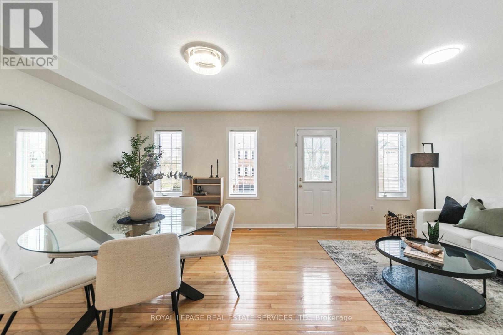 












3033 DRUMLOCH AVENUE

,
Oakville,




Ontario
L6M5H9

