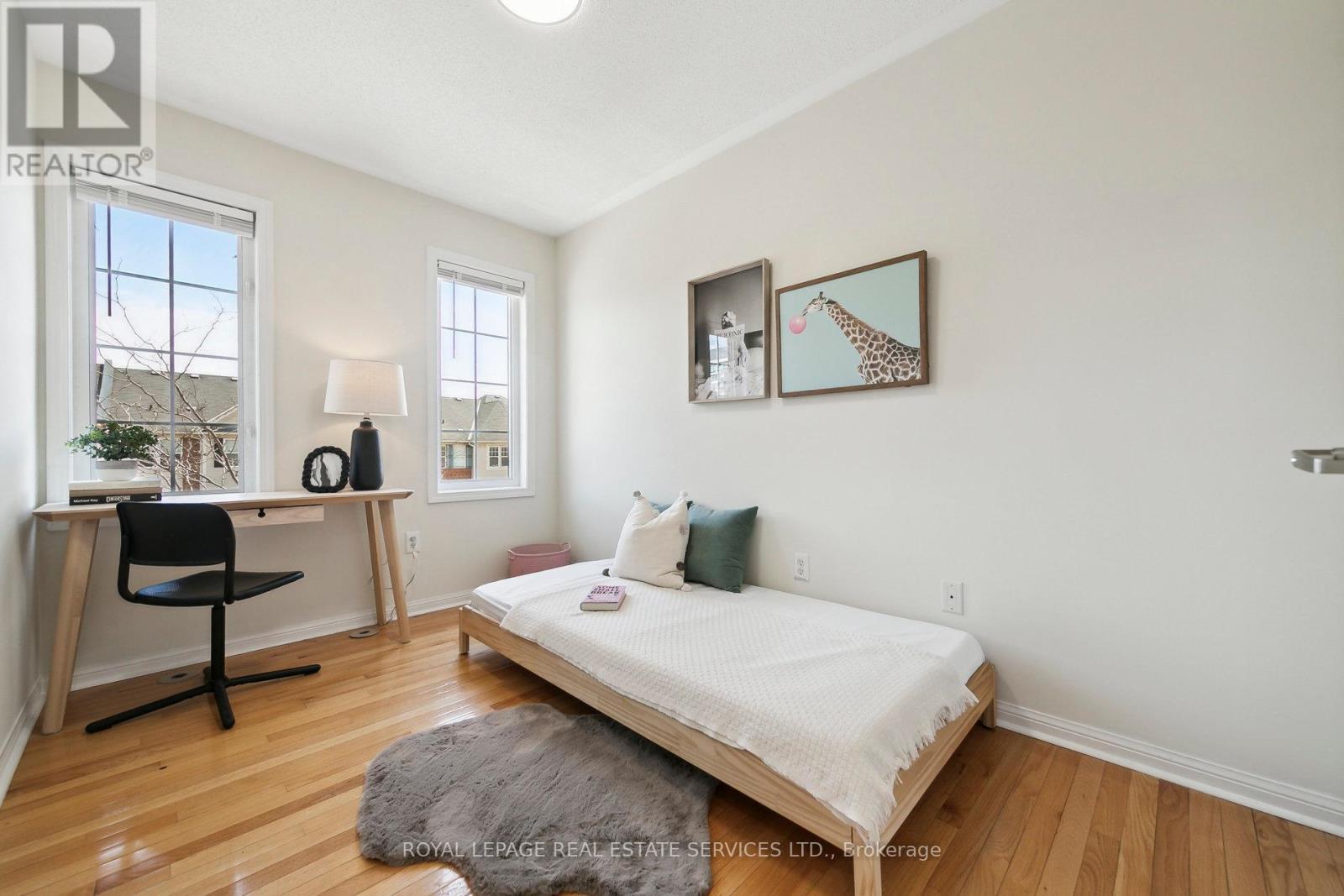 












3033 DRUMLOCH AVENUE

,
Oakville,




Ontario
L6M5H9

