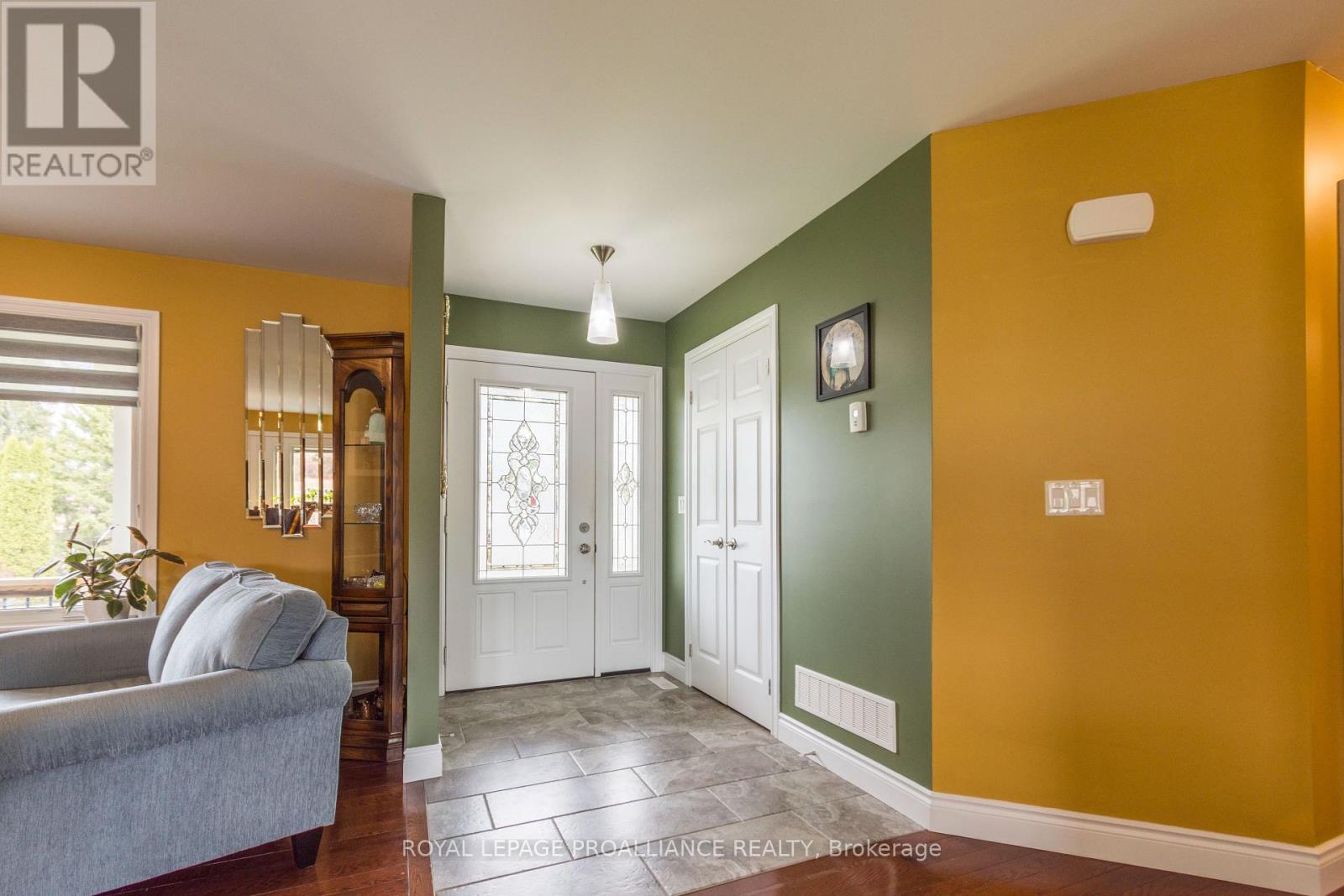 












25 CHATTEN ROAD

,
Brighton,




Ontario
K0K1H0

