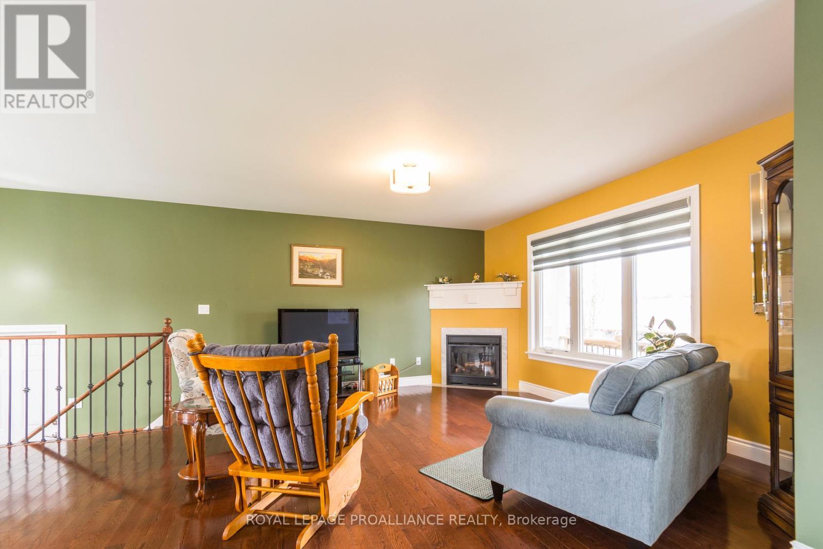 












25 CHATTEN ROAD

,
Brighton,




Ontario
K0K1H0

