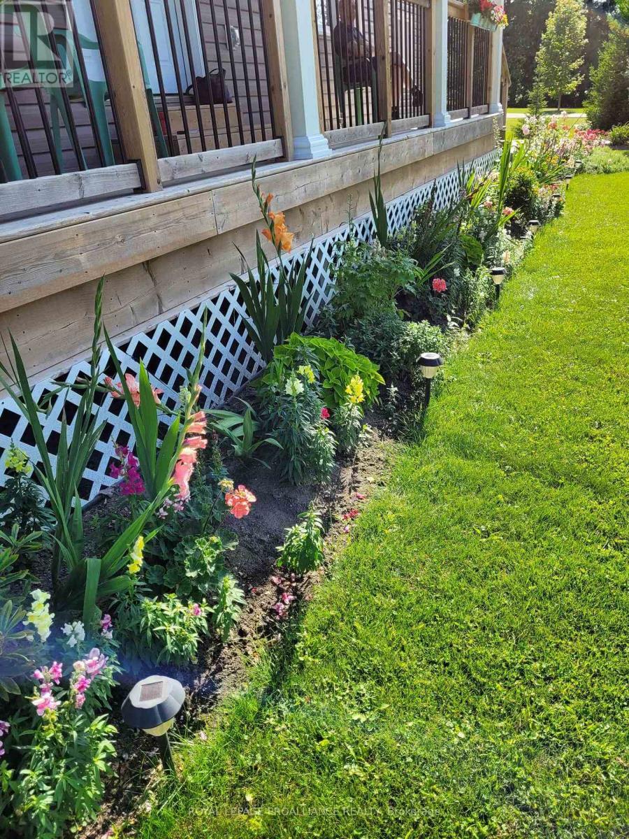 












25 CHATTEN ROAD

,
Brighton,




Ontario
K0K1H0

