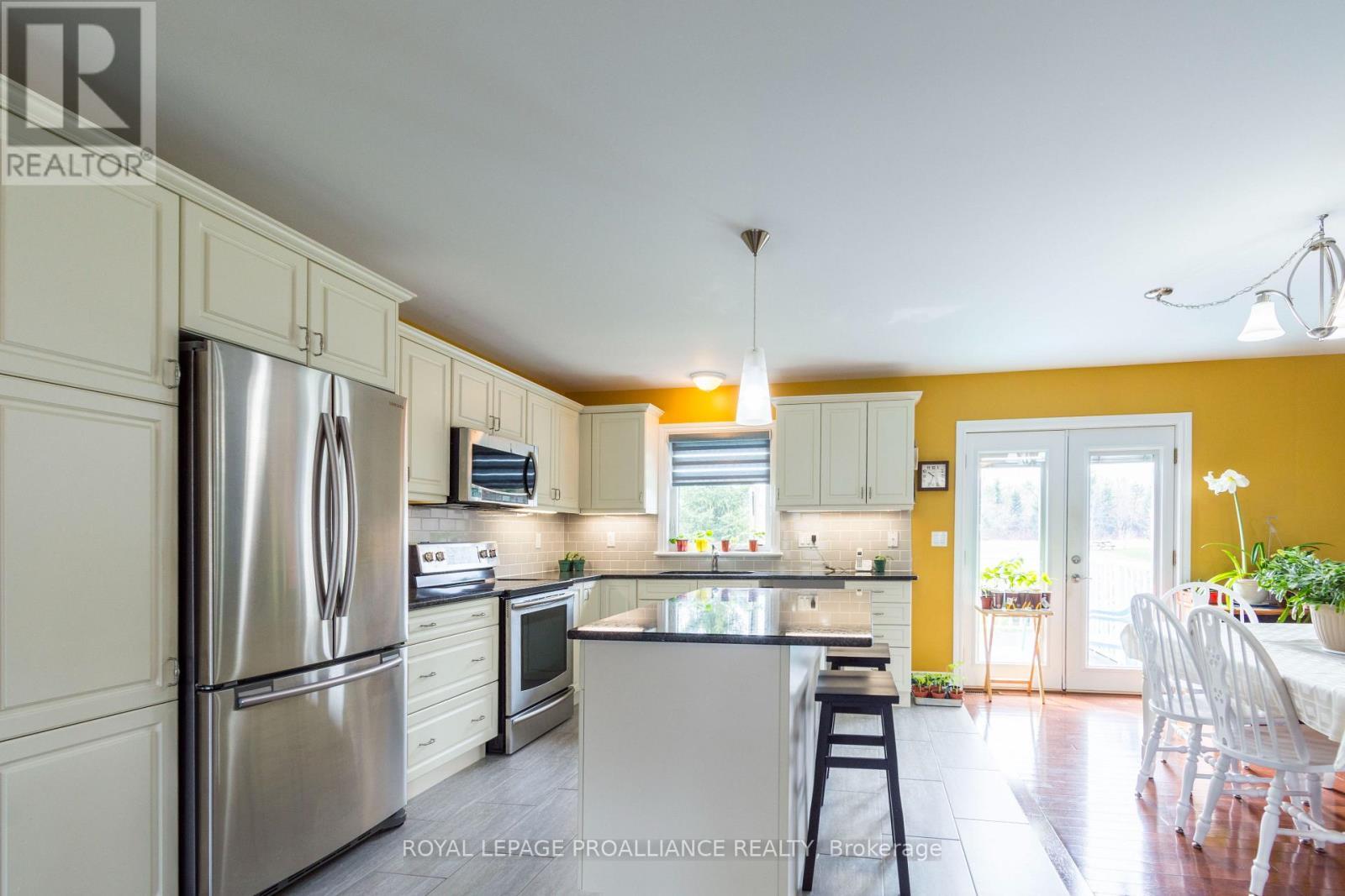 












25 CHATTEN ROAD

,
Brighton,




Ontario
K0K1H0

