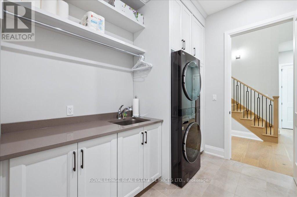 












7 - 190 CANBORO ROAD

,
Pelham,




Ontario
L0S1M0

