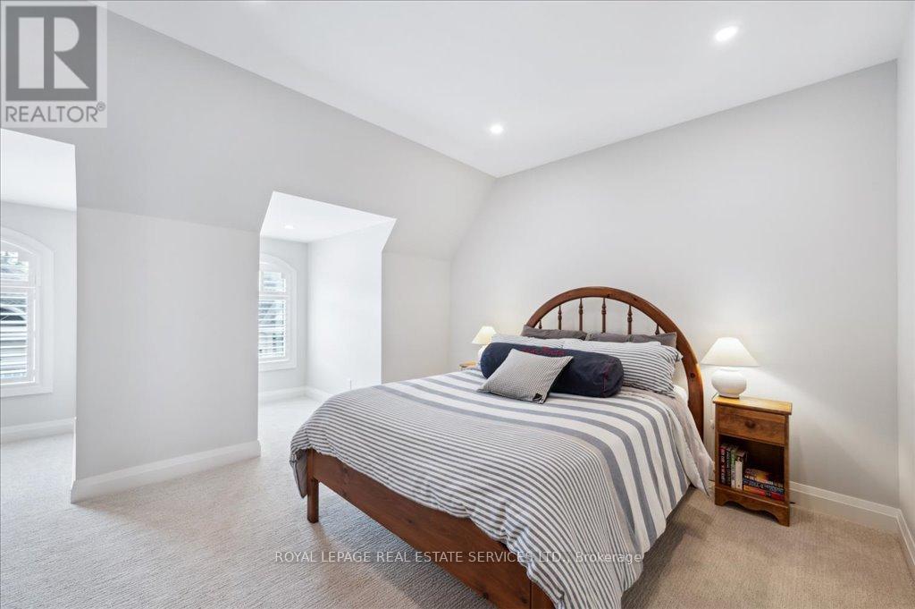












7 - 190 CANBORO ROAD

,
Pelham,




Ontario
L0S1M0

