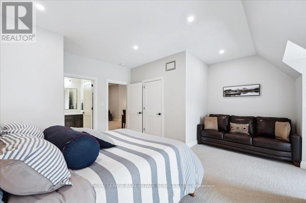 












7 - 190 CANBORO ROAD

,
Pelham,




Ontario
L0S1M0

