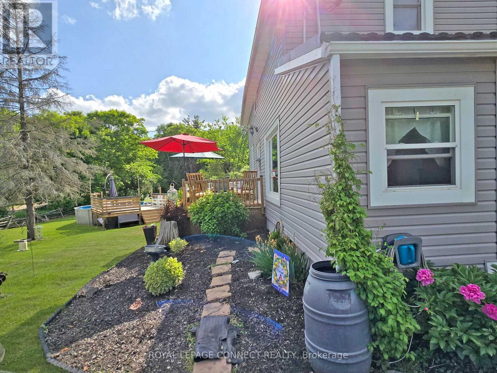 












373 DESHANE ROAD

,
Tweed,




Ontario
K0K2L0

