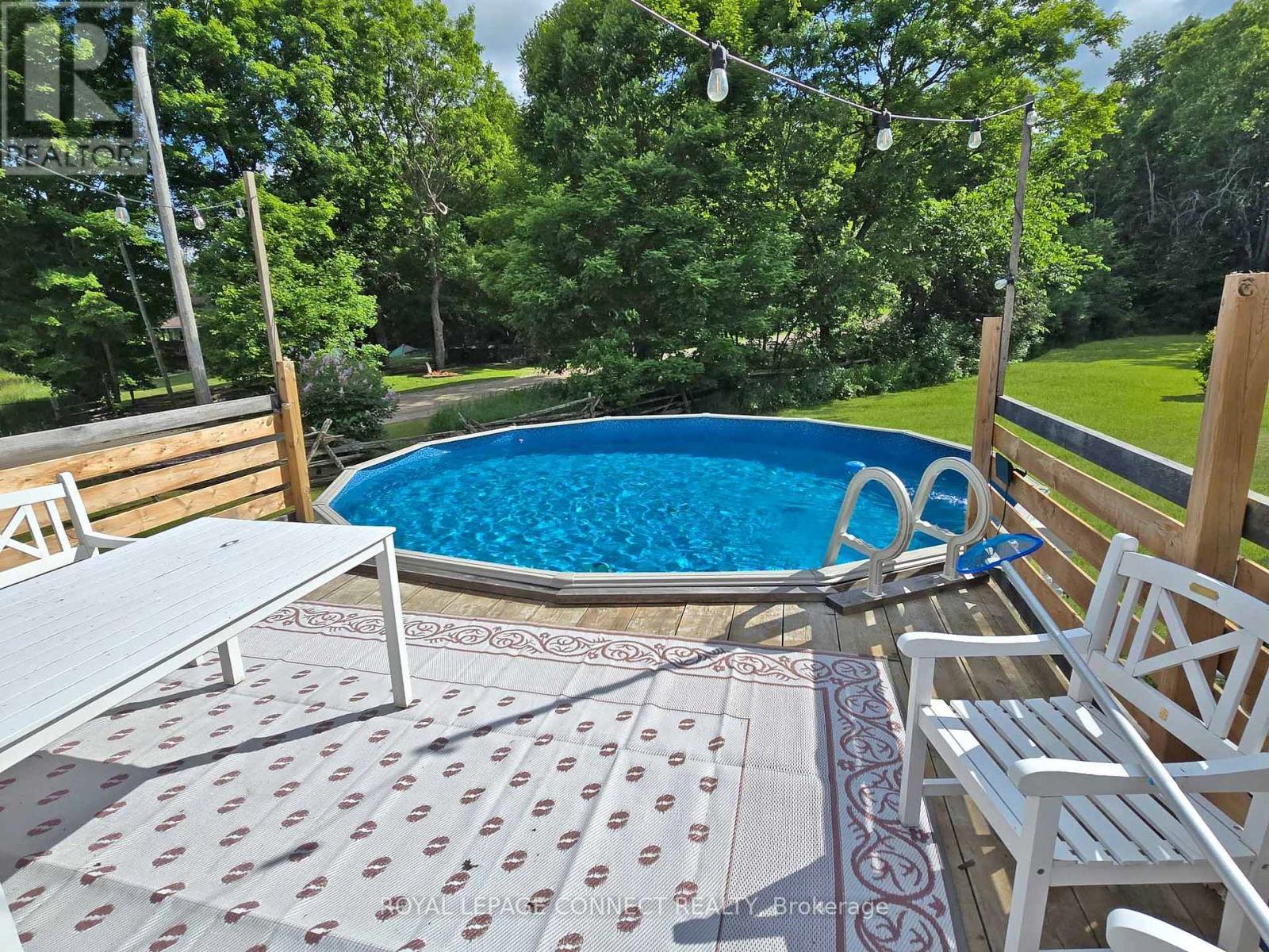 












373 DESHANE ROAD

,
Tweed,




Ontario
K0K2L0

