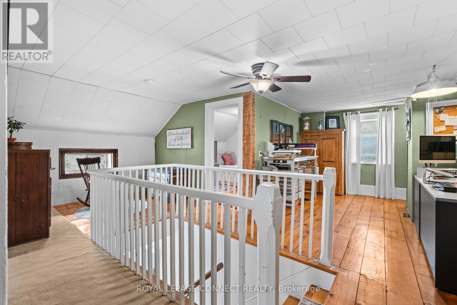 












373 DESHANE ROAD

,
Tweed,




Ontario
K0K2L0

