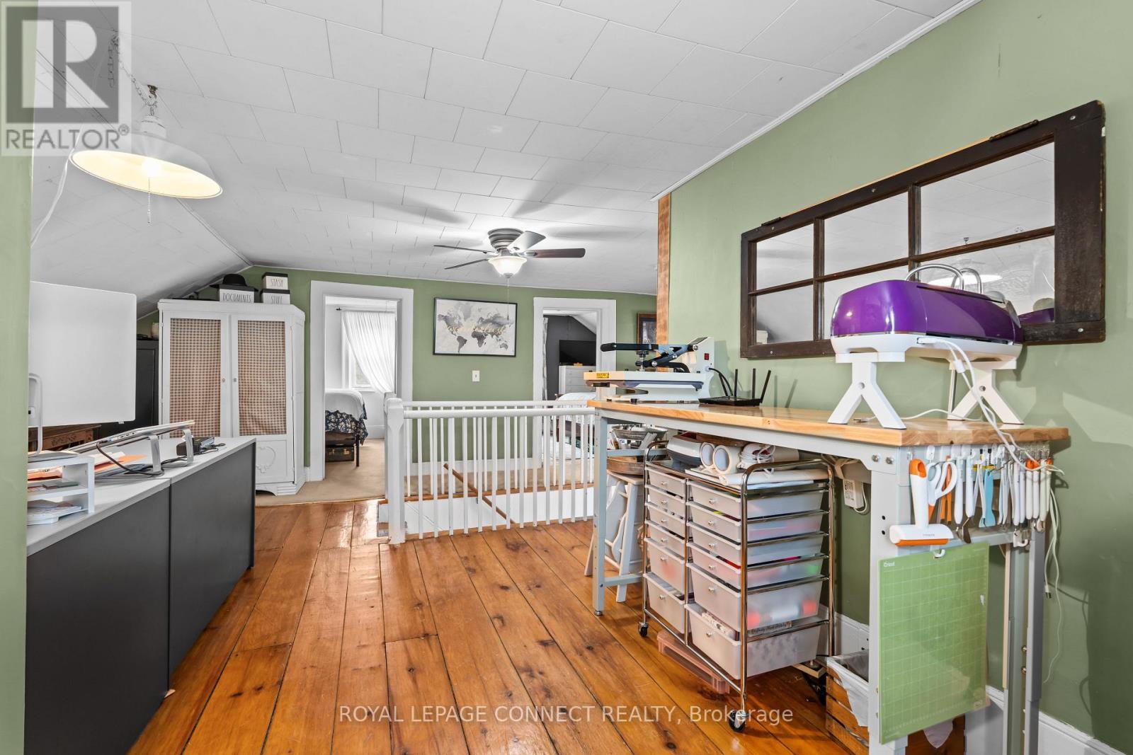 












373 DESHANE ROAD

,
Tweed,




Ontario
K0K2L0

