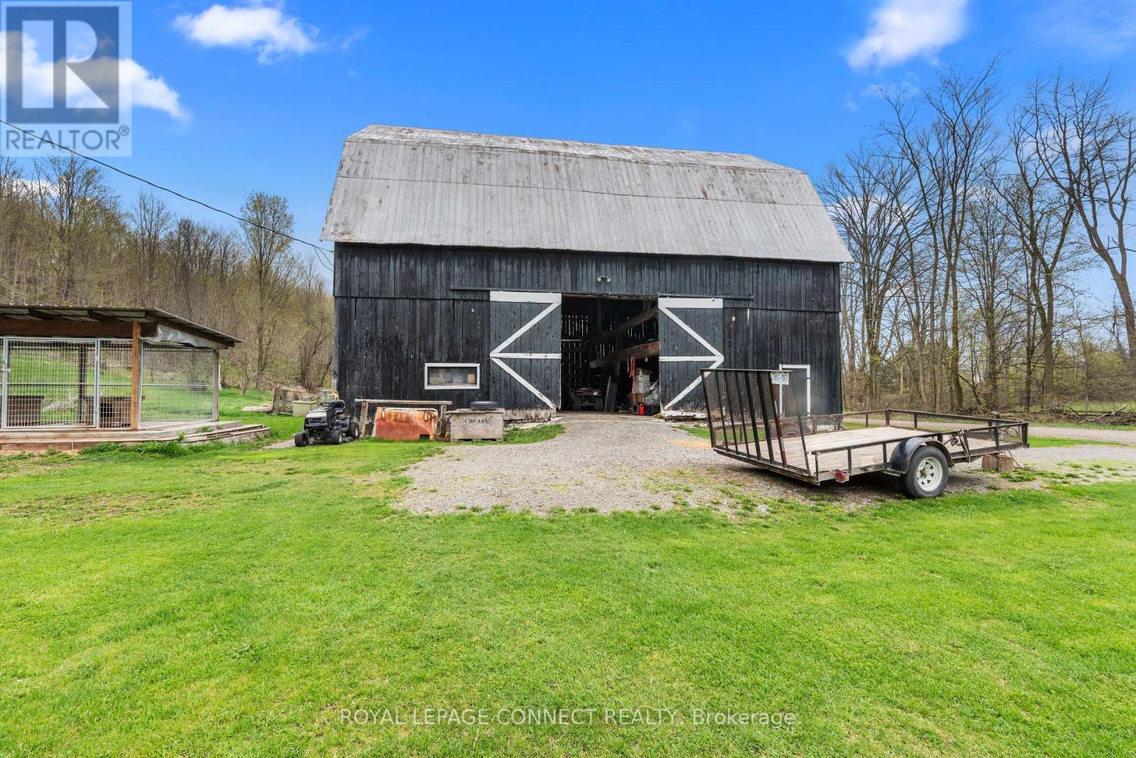 












373 DESHANE ROAD

,
Tweed,




Ontario
K0K2L0

