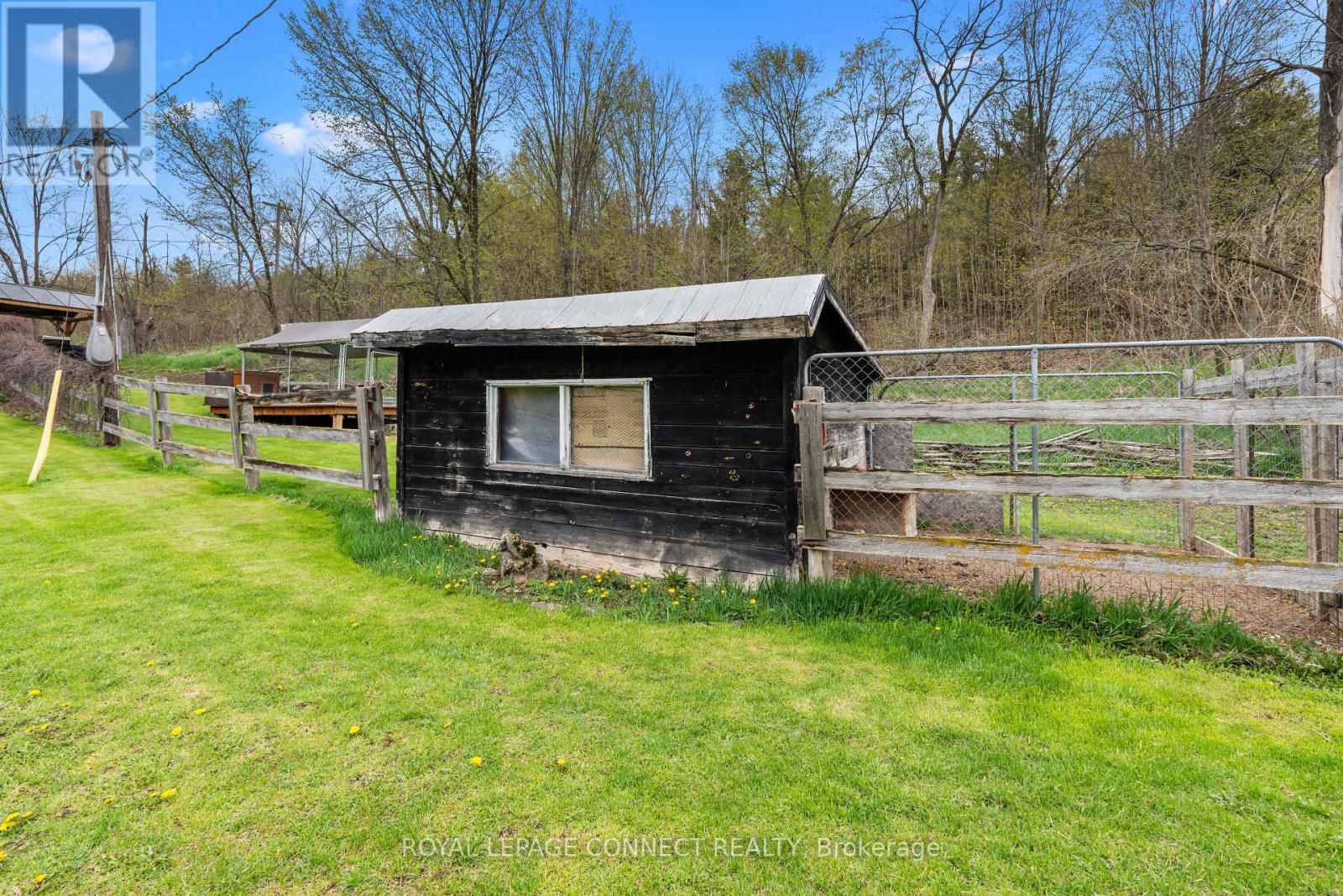 












373 DESHANE ROAD

,
Tweed,




Ontario
K0K2L0

