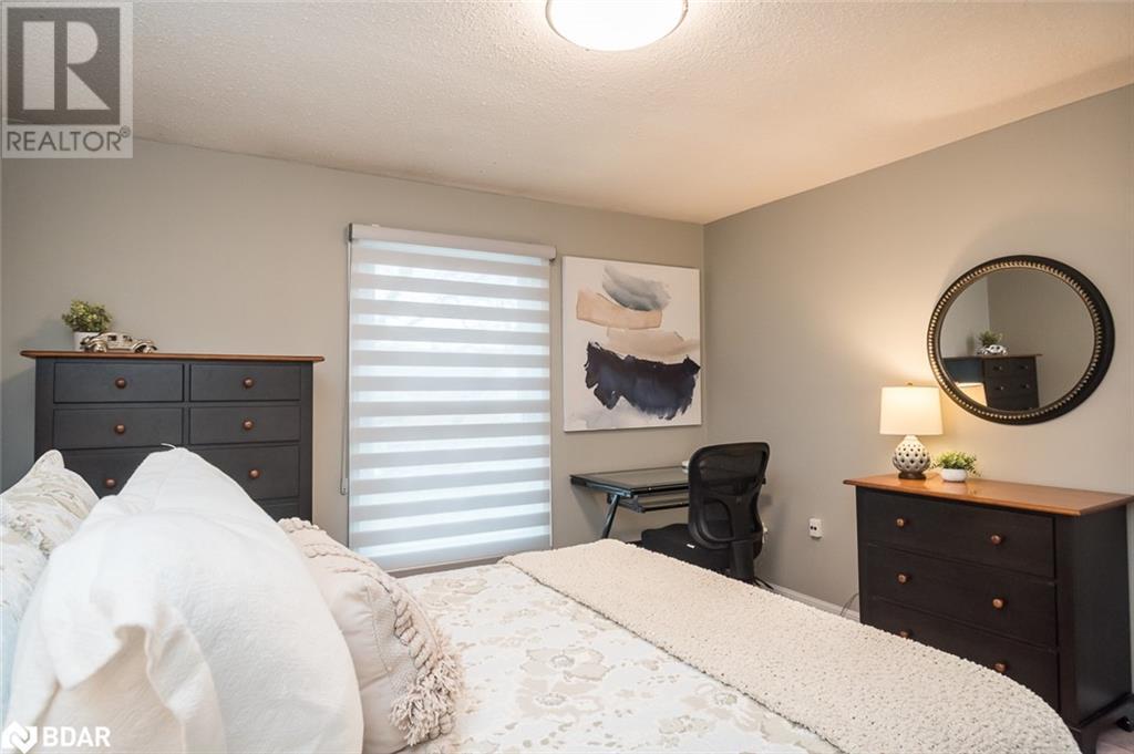 












2696 LOS PALMAS Court

,
Mississauga,




Ontario
L5N2G7

