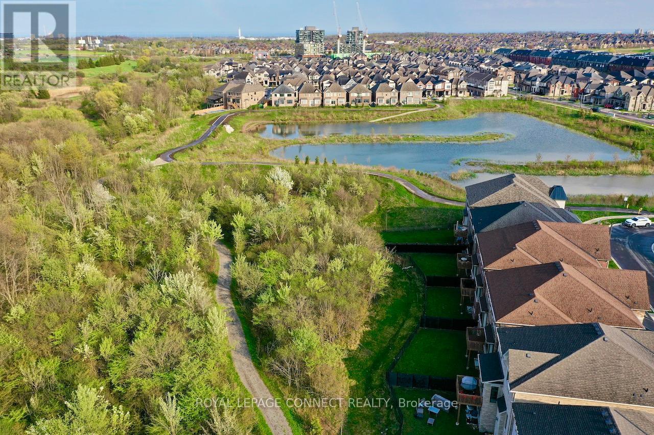 












1428 FORD STRATHY CRESCENT

,
Oakville,




Ontario
L6H3W8

