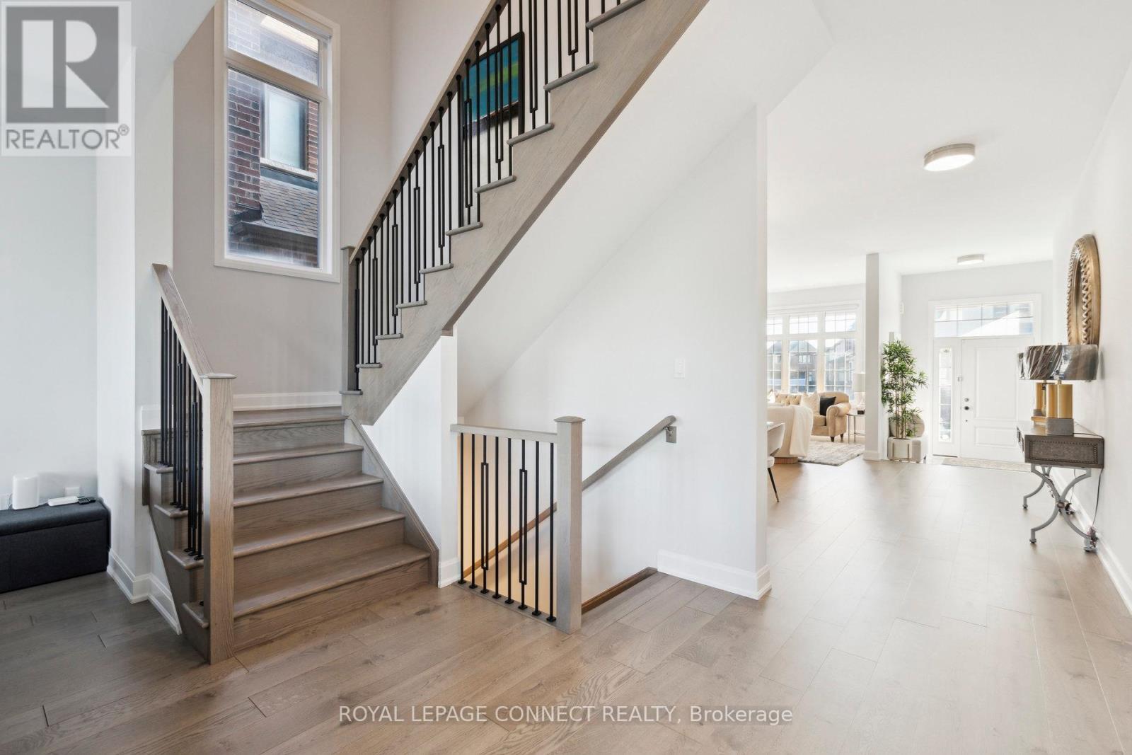 












1428 FORD STRATHY CRESCENT

,
Oakville,




Ontario
L6H3W8

